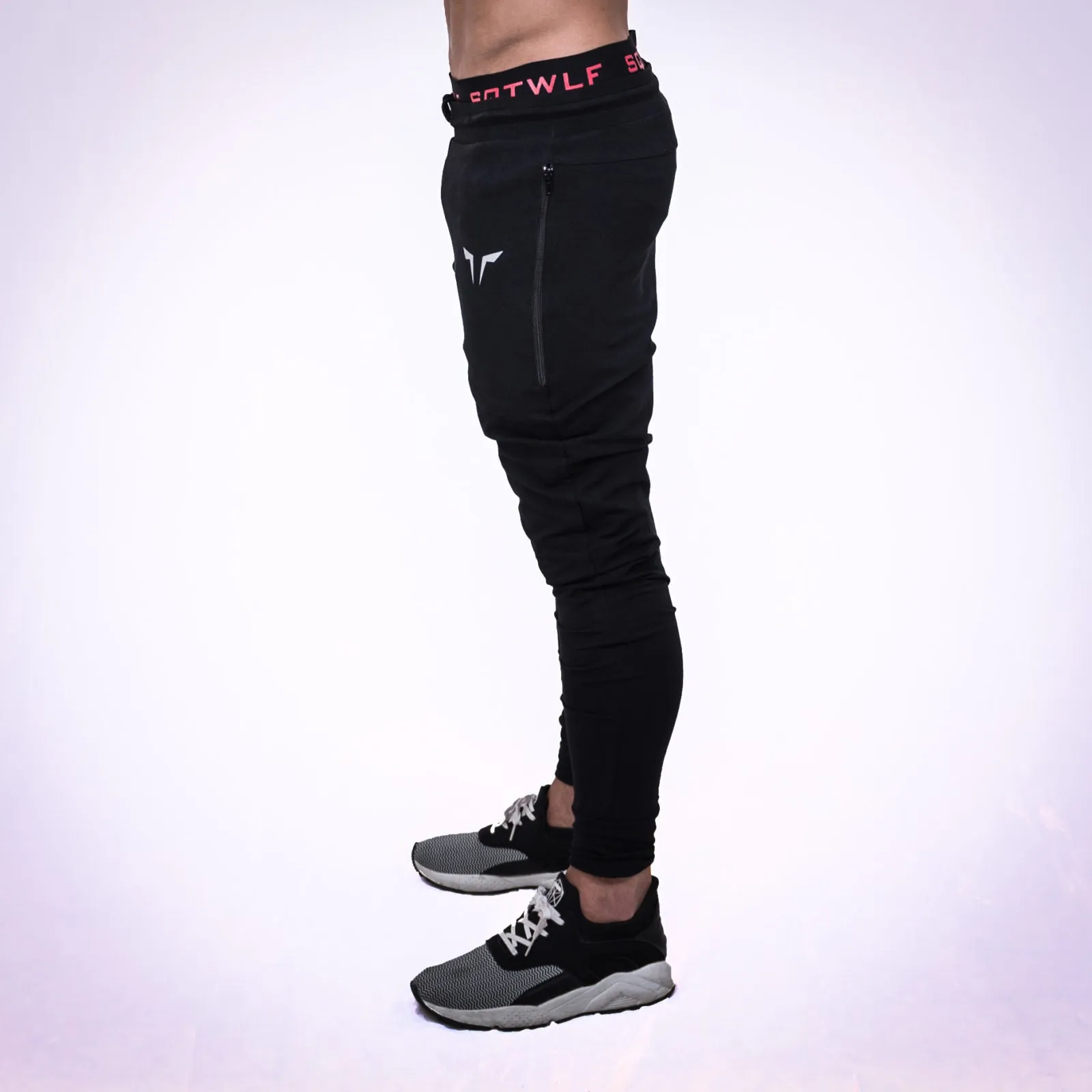 BLACK JOGGER PANTS