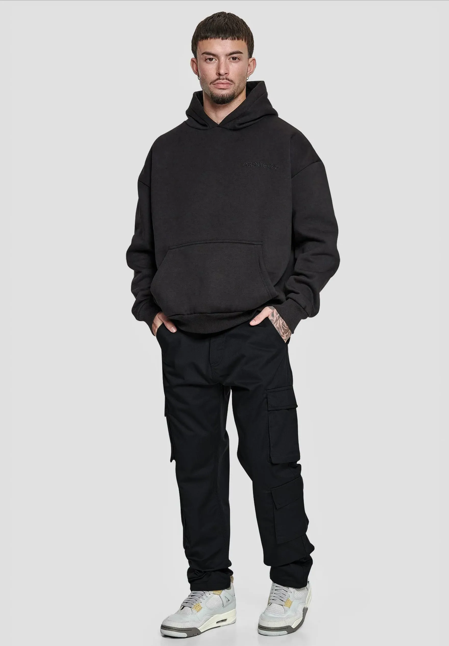 Carbon Black Men Baggy Fit Cargo