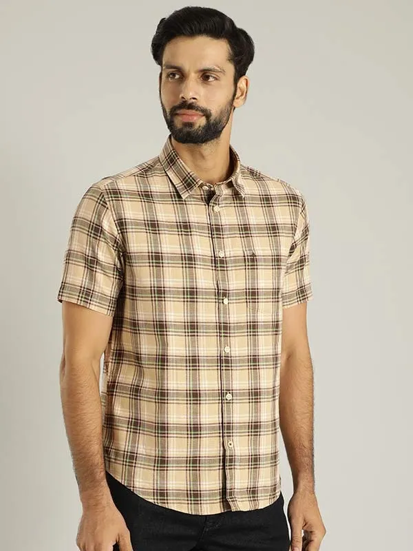 Men Checked Half Sleeve Cotton Shirt